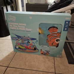 Bright Starts Disney Baby Finding Nemo Mr. Ray Ocean Lights & Music Gym, Ages Newborn + GREAT CONDITION 