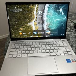 HP 2 In 1 Laptop And Tablet. Great Condition 