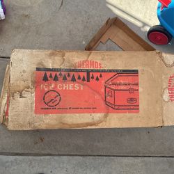 Old Thermo Ice Chest