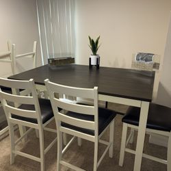 6 Piece Dining Room Set, 4 High Chairs, Table & Bench 