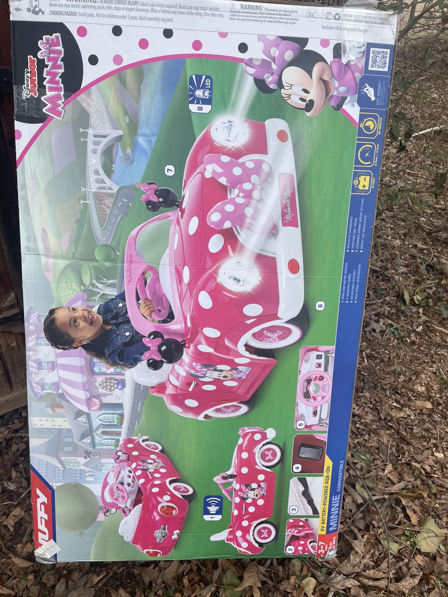New Disney Minnie Mouse Convertible Car 6 Volts Electric Ride-on, by Huffy