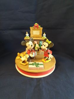 Disney "Mistletoe Magic" Christmas 1986 Figure