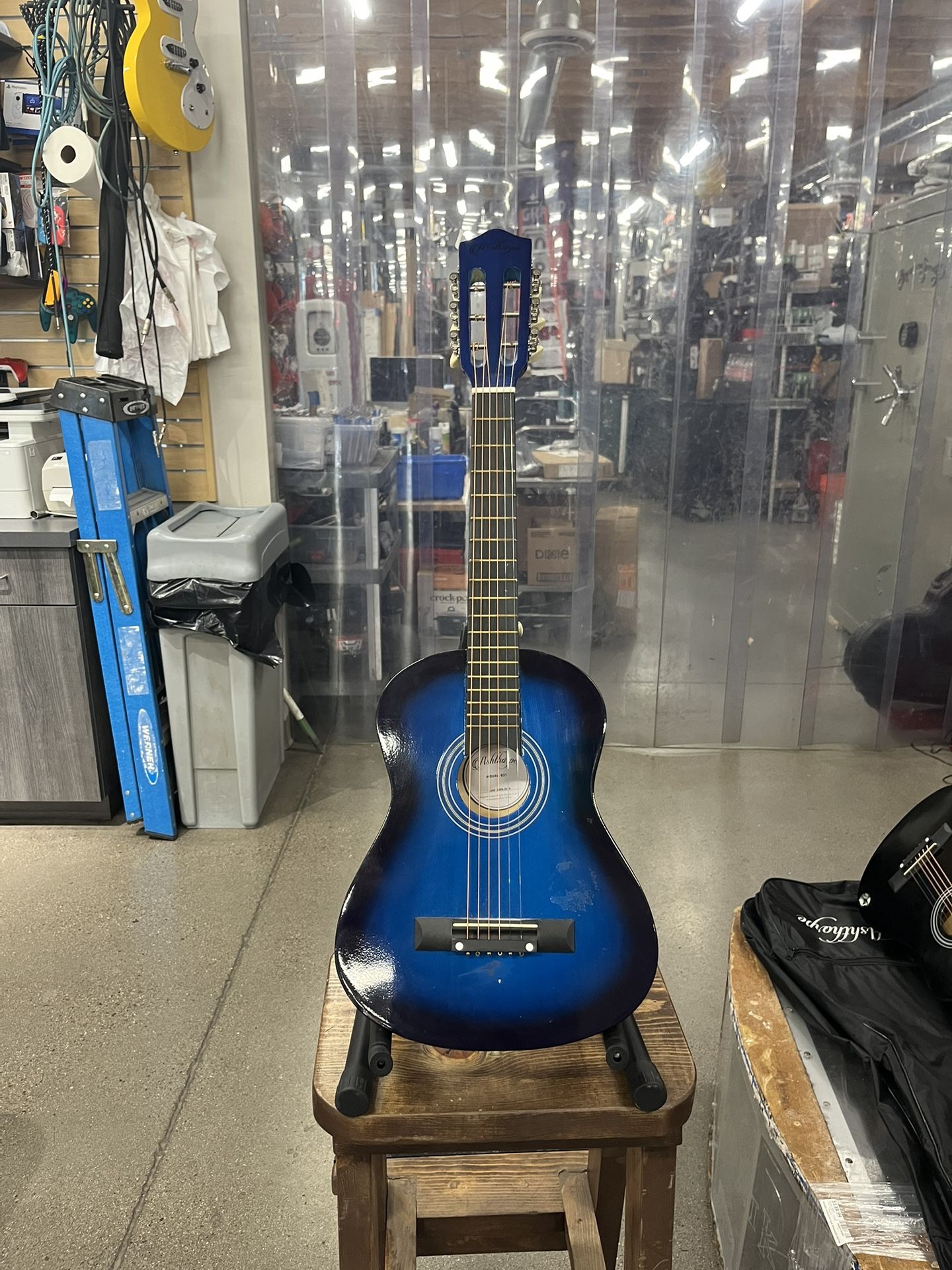 Ashthorpe 30” Acoustic Guitar (156851) MMP