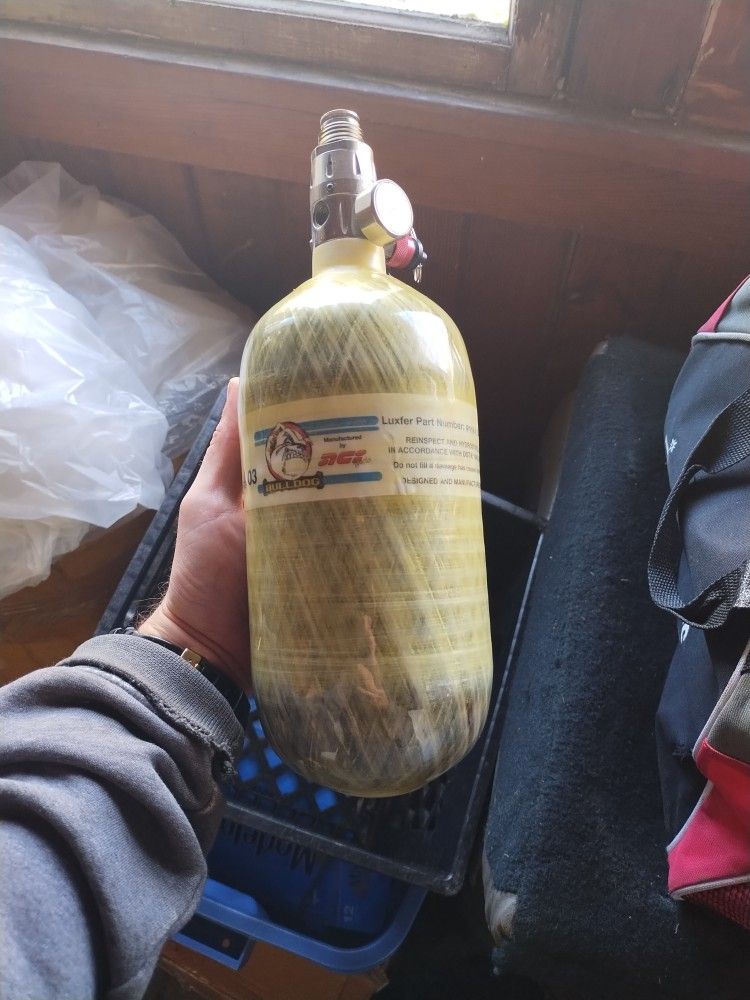 CO2 Tank