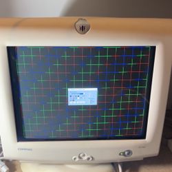 17” Compaq FS740 CRT Retro Tube Monitor VGA
