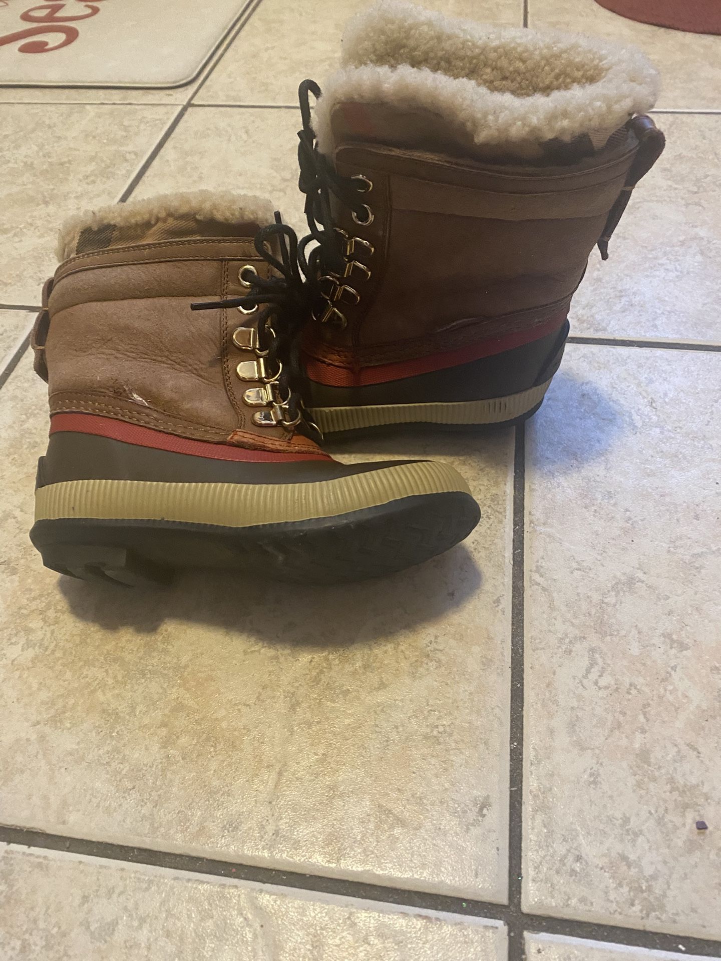 Burberry Girls Burberry Snow Boots Size 11