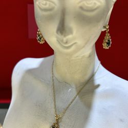 14KT SAPPHIRE AND DIAMOND EARRINGS AND NECKLACE