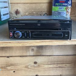 Dual DVD Player Screen Comes Out