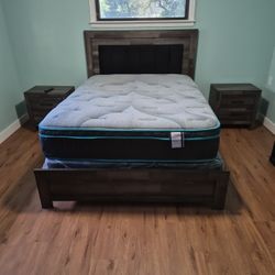 Queen Sized Bed Set With Matress