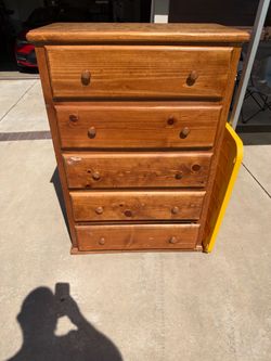 Dresser