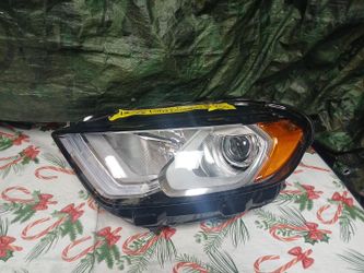 2018-22 Ford Ecosport Left Headlight