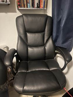 Office Chair Like New 