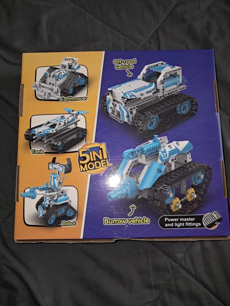 Toy Robots