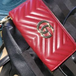 GG Wallet  Red Very Pretty Like New Meber Used But Once