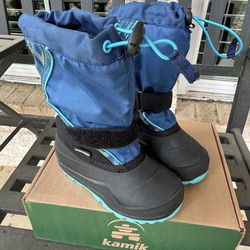 Kamik Kids Snow Boots 40$