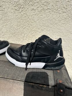 Jordan Flight Tennis Shoes Size 9