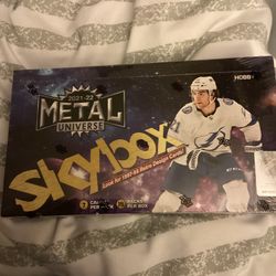 SKYBOX METAL UNIVERSE HOCKEY HOBBY BOX 2021-22