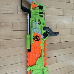 Nerf Zombiestrike Brainsaw