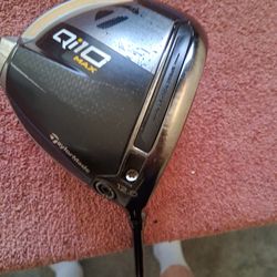 Taylormade qi 10 max driver 2024 25  model and head cover