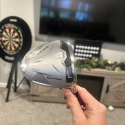 Qi35 Max Platinum 9.0 Degree Driver W Head Cover NEW