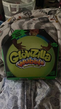 Glow in the dark Wubble Bubble