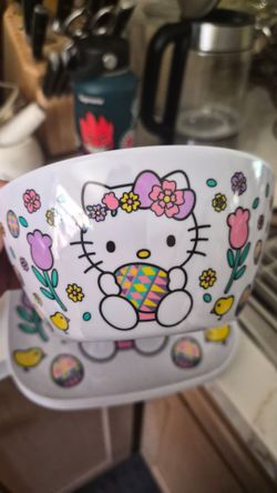 Hello Kitty Easter dish set