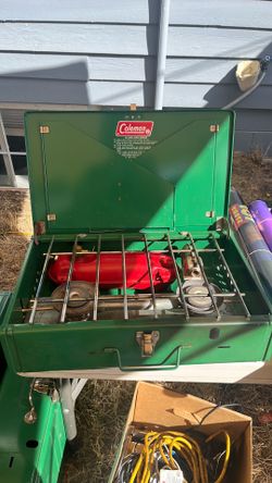 Vintage Coleman 425e Green 2 Burner Camp Stove