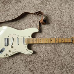 American Standard Stratocaster® (1(contact info removed))
