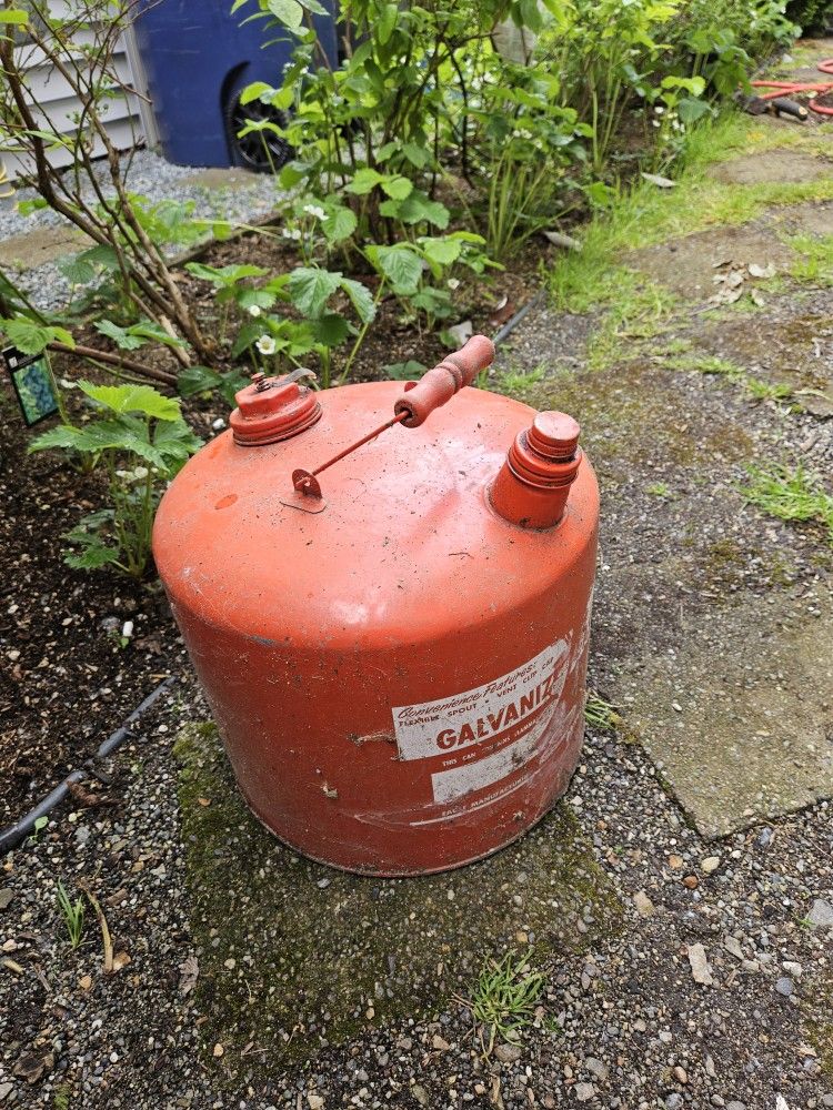 Canister For Gasoline 5 Gallons, Metal