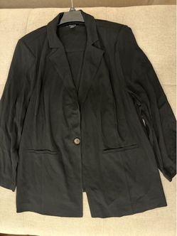 Torrid black blazer Size 2 NWOT