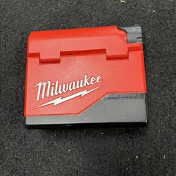 Milwaukee Bluetooth Earbuds (847394-1)