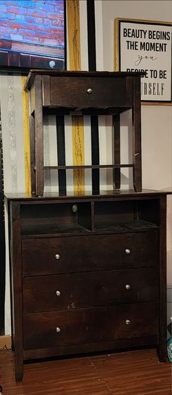 dresser and night stand