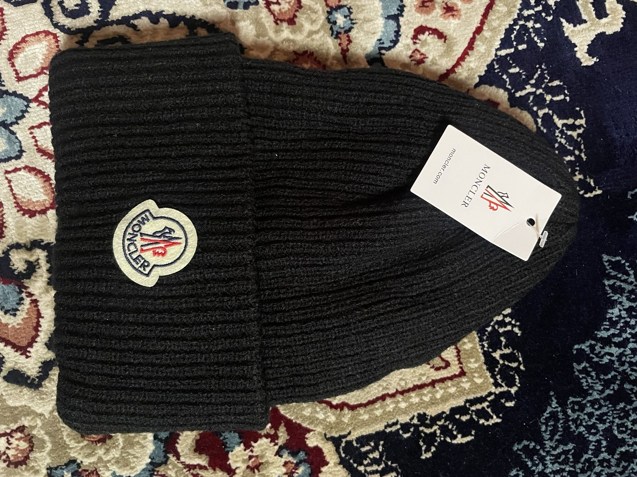 Moncler beanie 