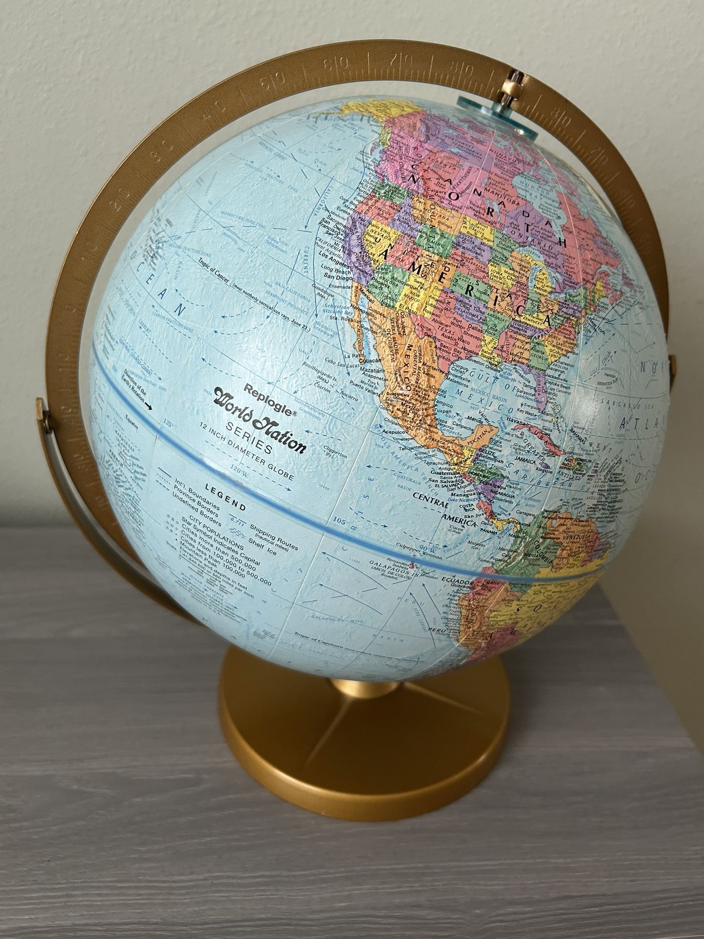 Used World Globe