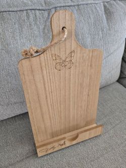 Brand New Dolly Parton 13 8" Butterfly Wooden Cookbook Holder