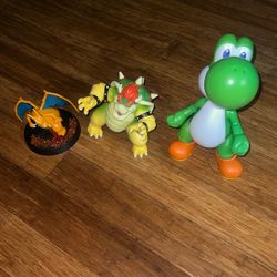Nintendo Characters Yoshi Nowser& Charizard