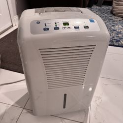 Dehumidifier 