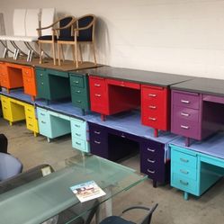 McDOWELL & CRAIG  Vantage Tanker desk 