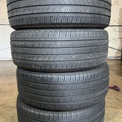 Set Of 4 Tires 235/55/19