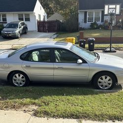 2007 Ford Taurus