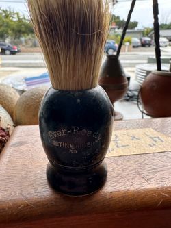 Vintage Ever-Ready Shaving Brush – Model 69 (Set in Rubber)