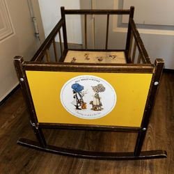 Holly Hobbie & Friends Vintage Doll Crib 