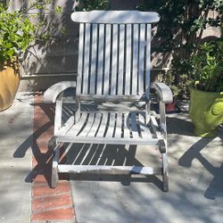 Recliner Chairs For Pool Or Garden 