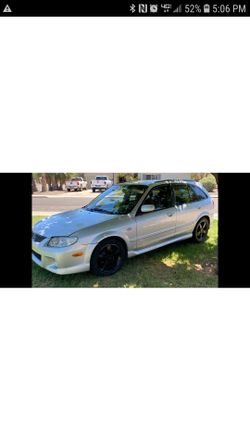 Mazda Protege5 (Stick Shift, 5-Speed Manual Transmission )