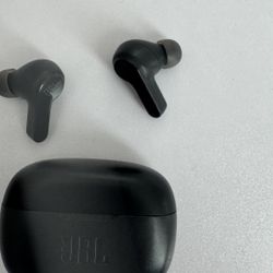 wireless headphones -JBL Vibe 200TWS