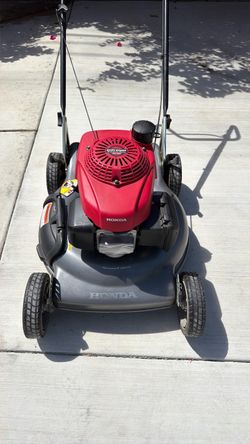 Honda law mower