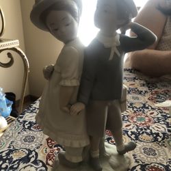 Lladro Couple Figurine 