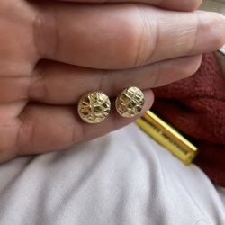 10k Nugget Earrings