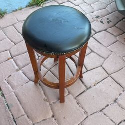 4 Wood Bar Stools 