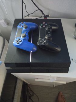 Play station 4